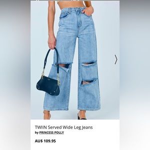 TWIIN Wide Leg Jeans